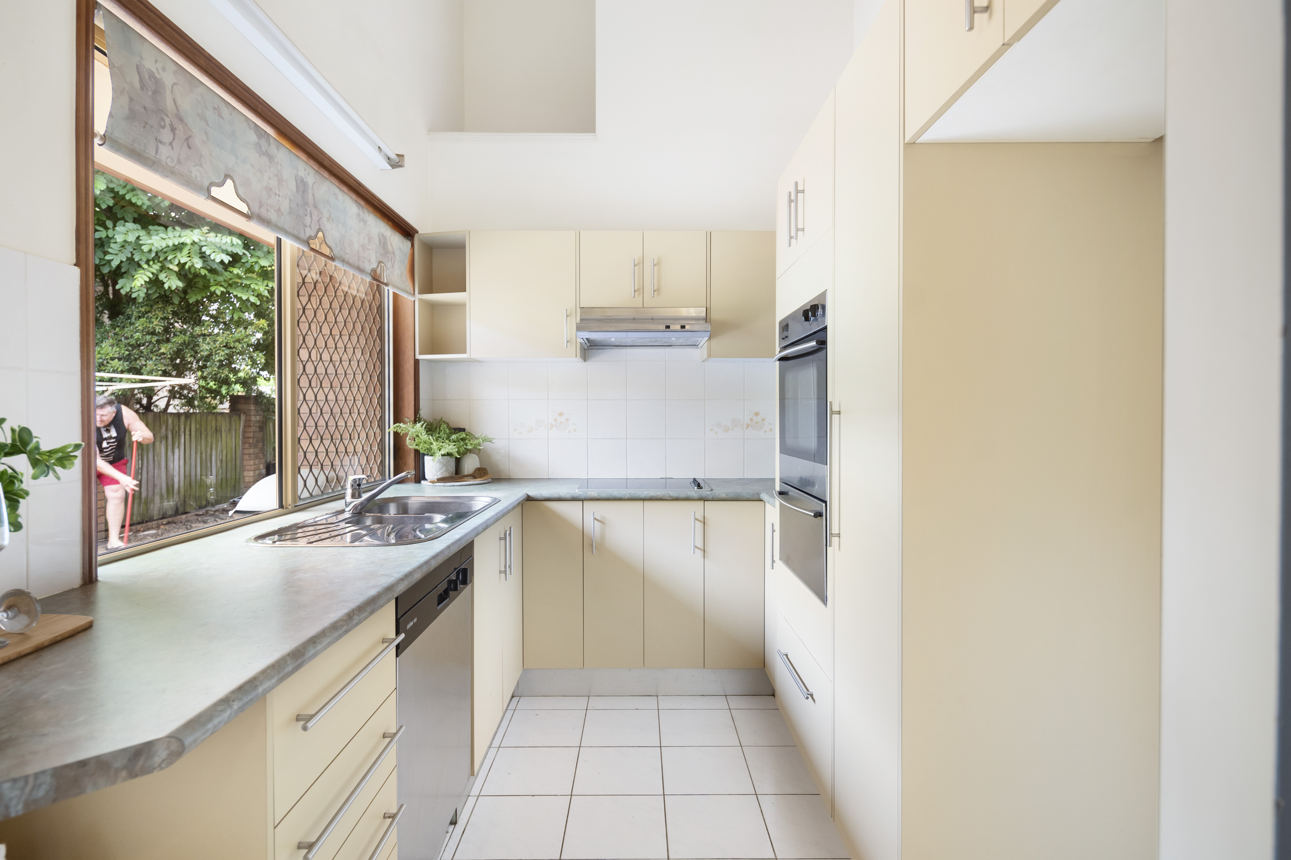 1/141 Jones Rd Carina Heights QLD 4152