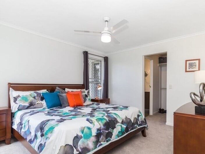 properties Image