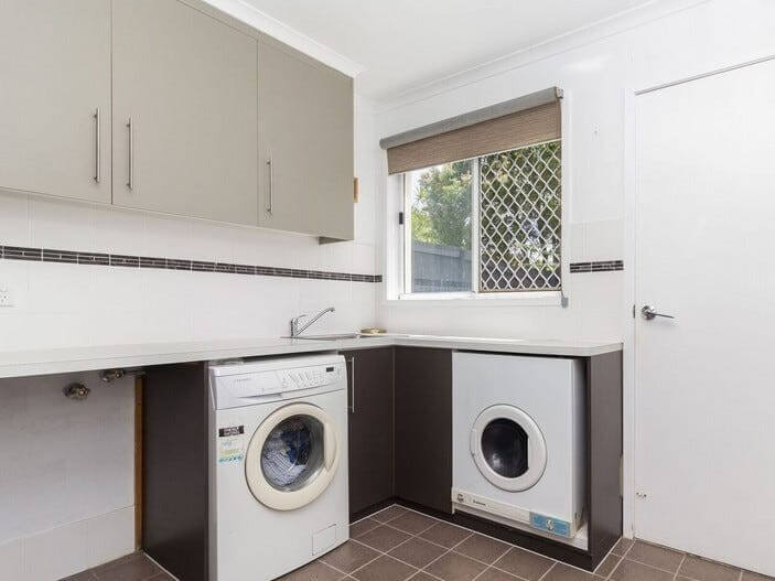 properties Image
