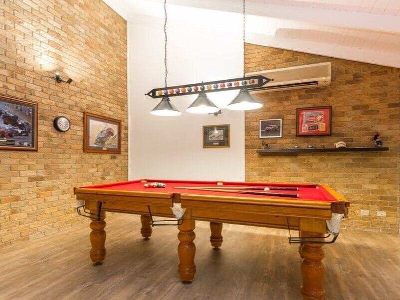 properties Image